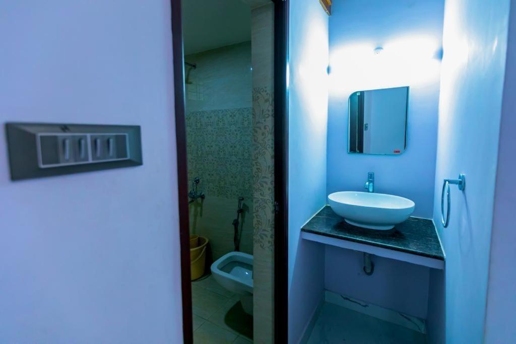 Апартаменти Dreamland Retreat With Swimming Pool Kottakuppam Екстер'єр фото